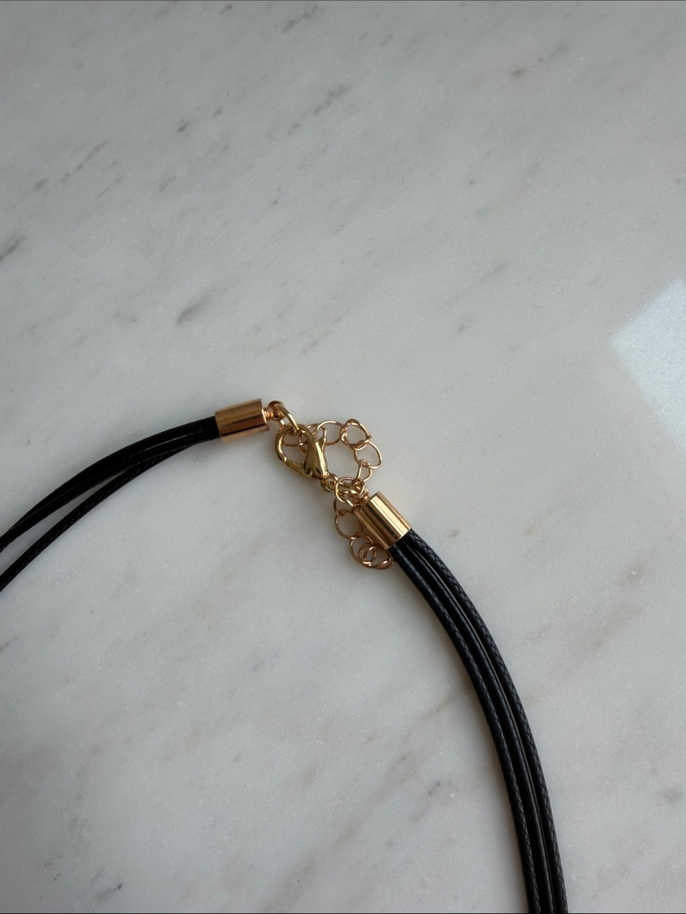 Gold tone metal spiral heart shaped pendant Necklace- romantic , art deco - Picture 4 of 5
